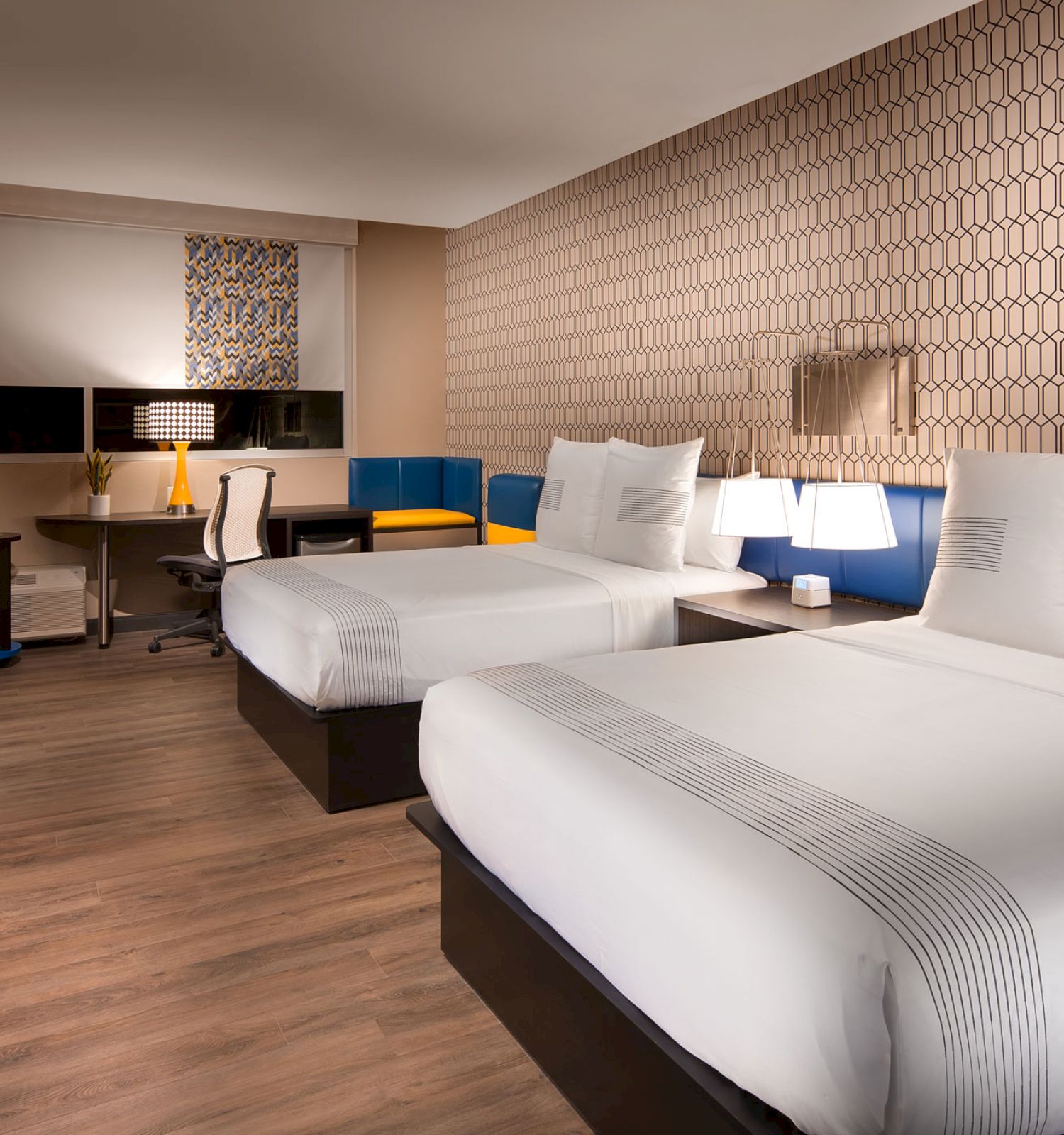 GLō Best Western Nashville