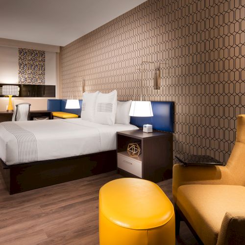 GLō Best Western Nashville